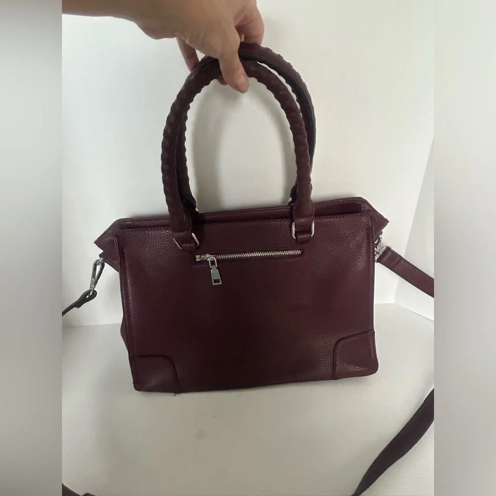 Urban Expressions Vegan Pebble Leather Handbag‎ Crossbody Burgundy Merlo Bag EUC